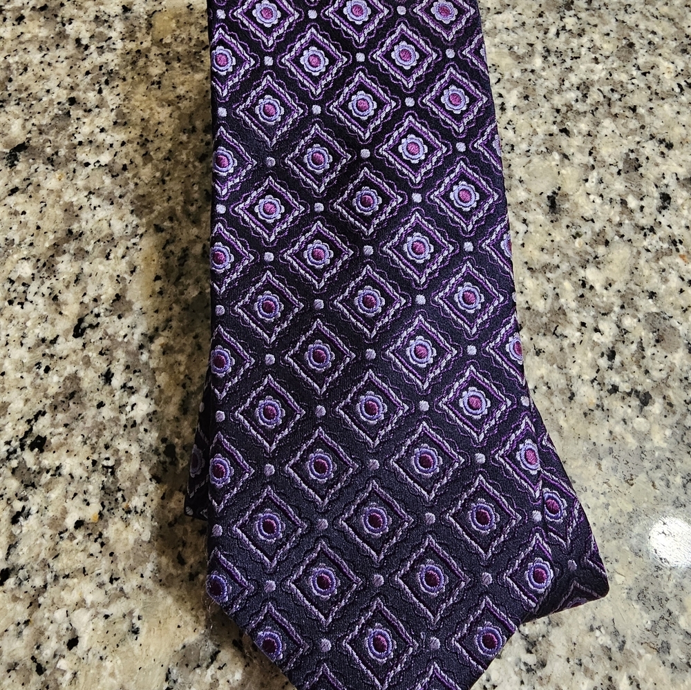 Bugatchi Elegant Purple Patterned Tie - image 2